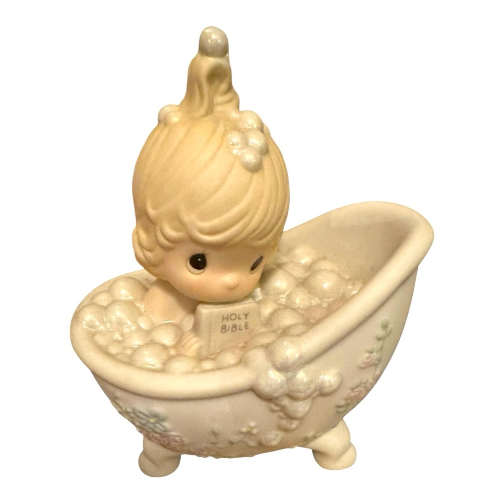 Precious Moments Girl in Bathtub - Picture 6 of 8